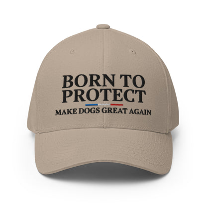 Casquette sable Born to Protect Make Dogs Great Again, logo Werwolf K9 brodé noir et drapeau français.